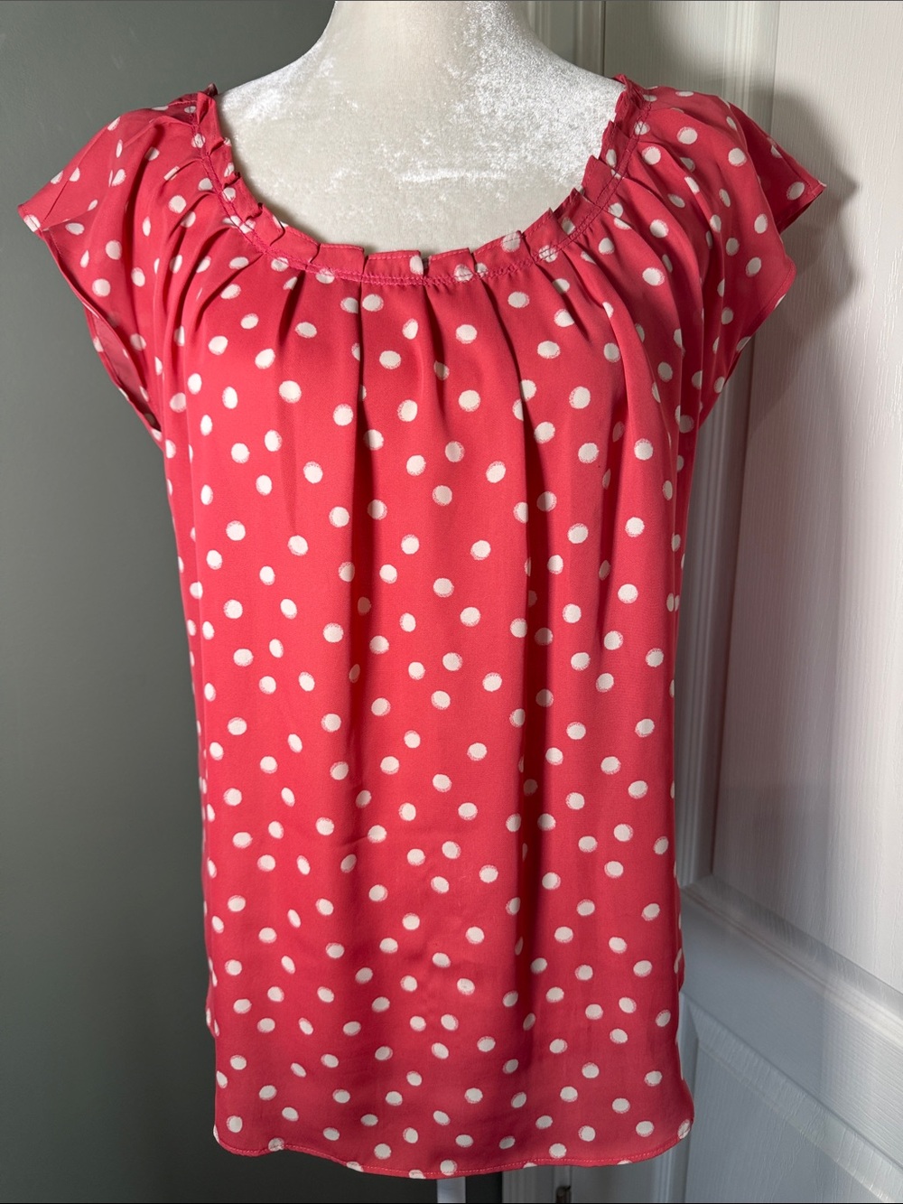 LC Lauren Conrad Pink Polka Dot Flutter Sleeve Blouse Top Medium